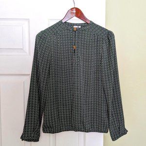 Twik Green Patterened Top